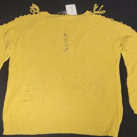 Miracle Yellow Textured Crew Neck Sweater - Picture 2 of 2